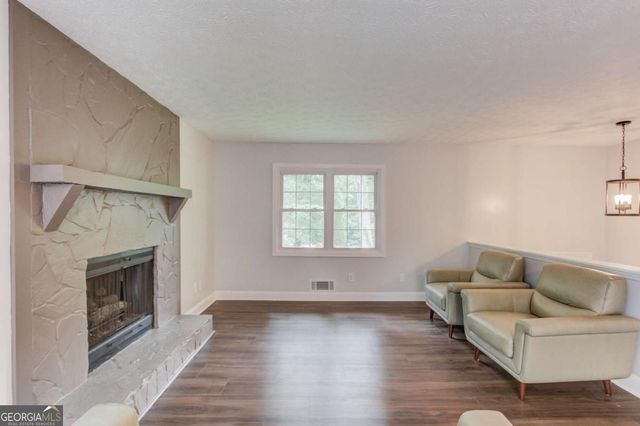 1298 Oakcrest Court SW, Lilburn, GA 30047