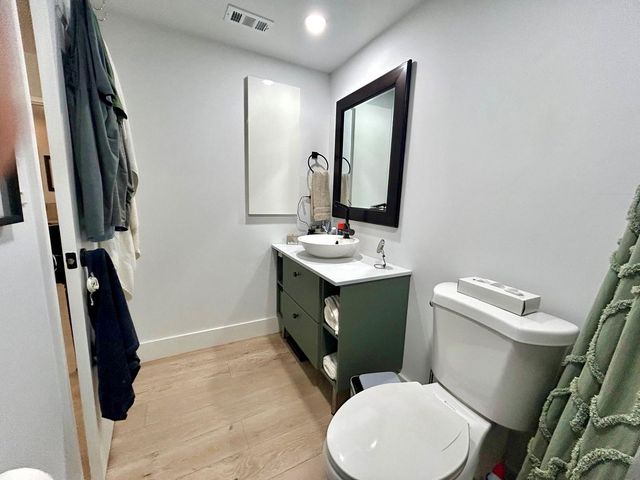 1050 Country Club Dr 303, Margate, FL 33063