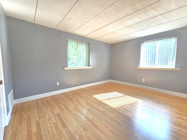 296 Commercial St 21, Braintree, MA 02184