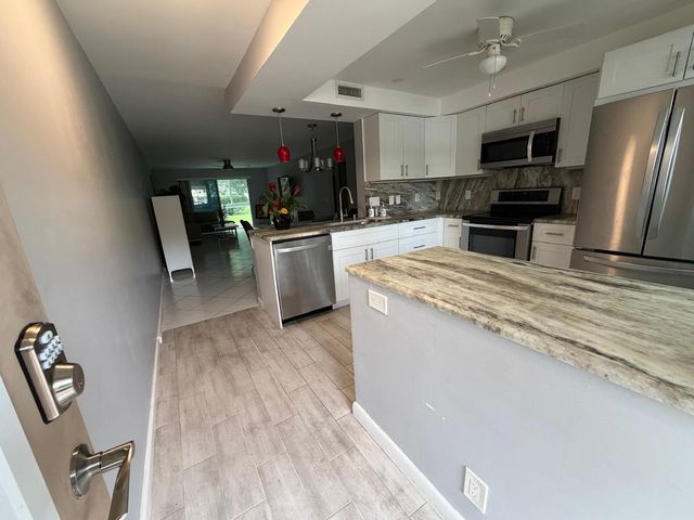 2402 Antigua Circle D1, Coconut Creek, FL 33066