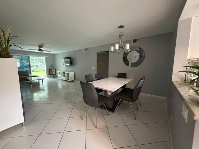 2402 Antigua Circle D1, Coconut Creek, FL 33066