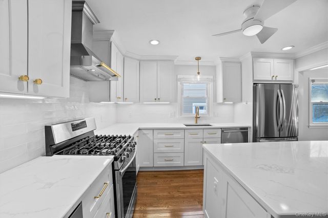 780 Scarsdale Avenue, Scarsdale, NY 10583
