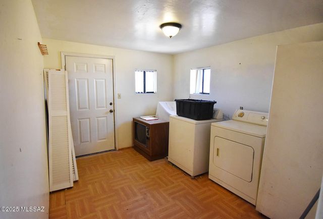 1203 N Cochise Stronghold Road, Cochise, AZ 85606