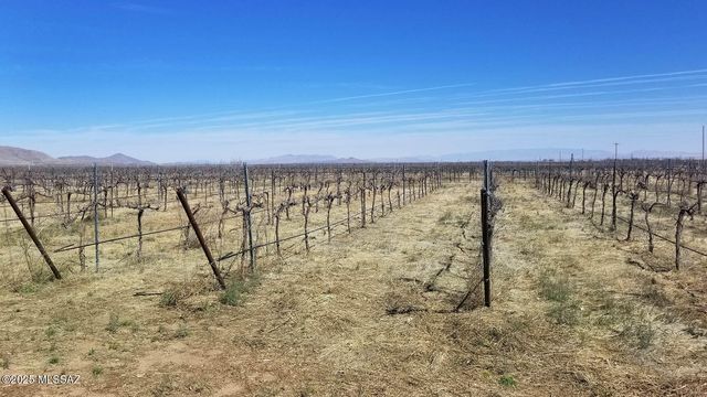 1203 N Cochise Stronghold Road, Cochise, AZ 85606