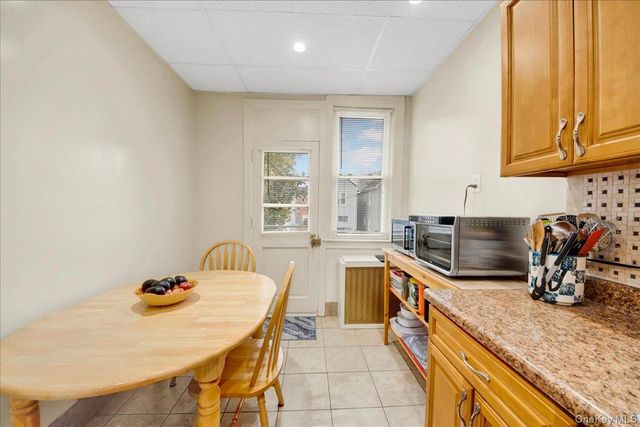 2925 Wellman Avenue, Bronx, NY 10461