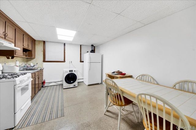 2925 Wellman Avenue, Bronx, NY 10461