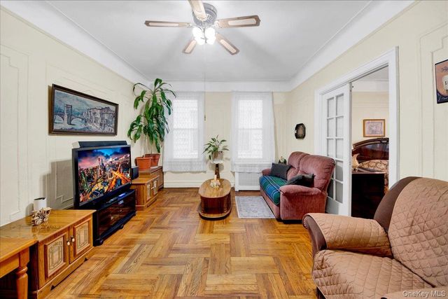 2925 Wellman Avenue, Bronx, NY 10461