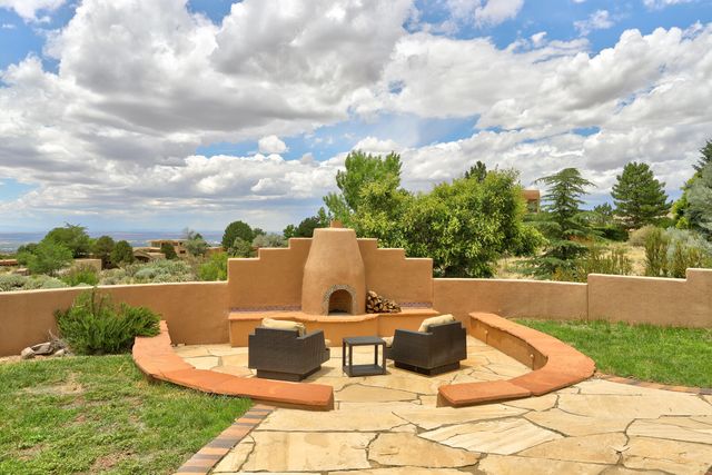 532 Roadrunner Lane NE, Albuquerque, NM 87122