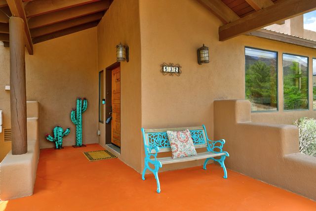 532 Roadrunner Lane NE, Albuquerque, NM 87122
