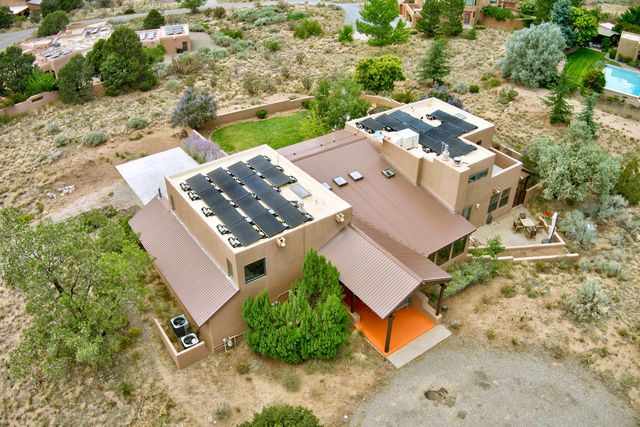 532 Roadrunner Lane NE, Albuquerque, NM 87122