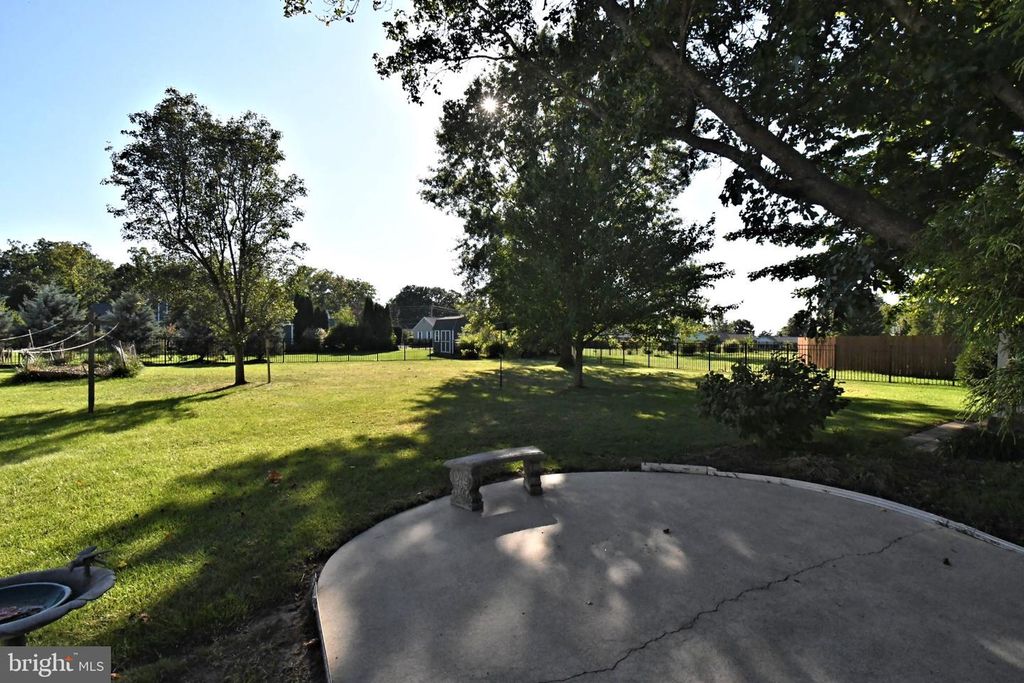 553 PATERNO DR, HARLEYSVILLE, PA 19438 — photo 4