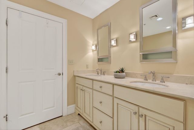 18 Congress St Ste 302, Portsmouth, NH 03801