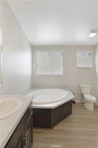 3614 Surrey Avenue, Yucca Valley, CA 92284