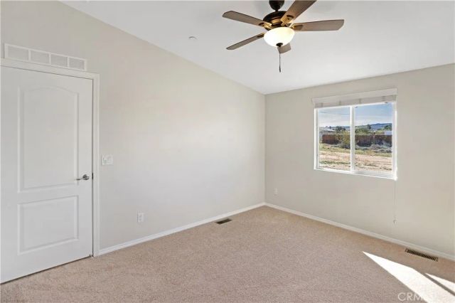 3614 Surrey Avenue, Yucca Valley, CA 92284