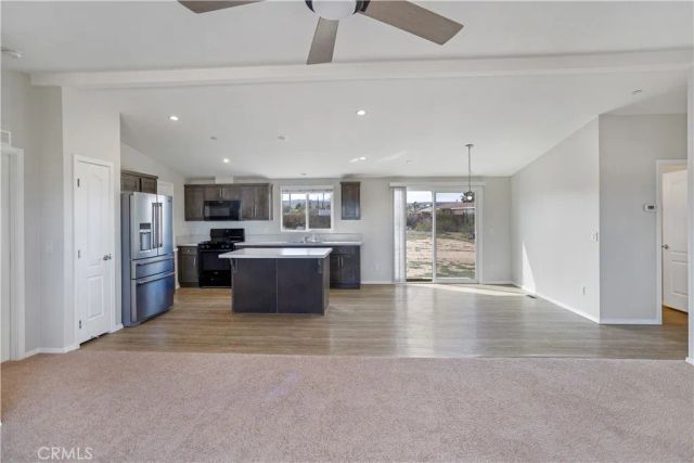 3614 Surrey Avenue, Yucca Valley, CA 92284