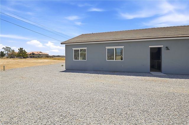 2001 South Dandelion Street 2, Pahrump, NV 89048