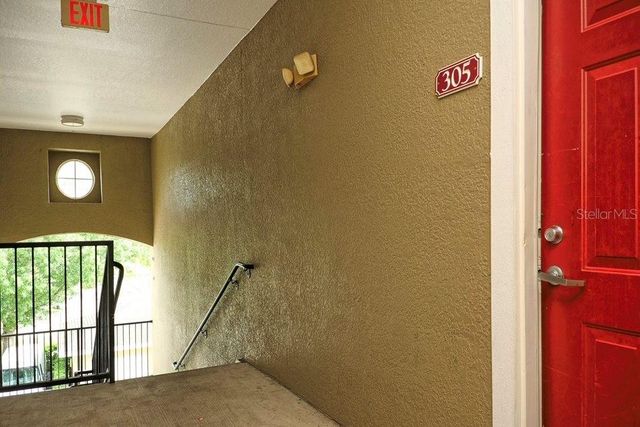 8225 CLAIRE ANN DRIVE 305, Orlando, FL 32825