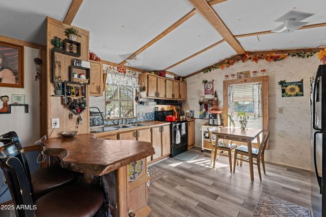 22590 W PACIFIC Street, Congress, AZ 85332