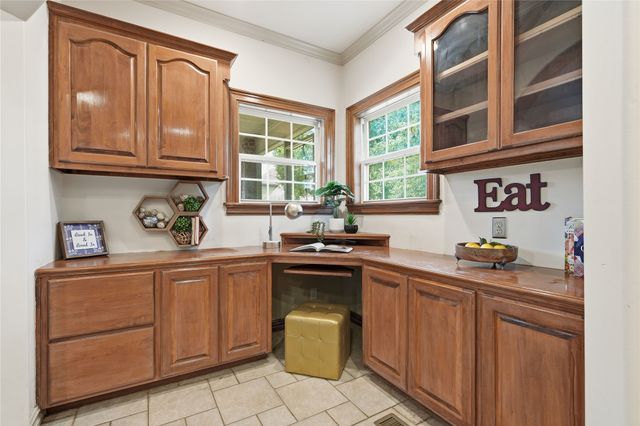 7804 E Dallas Street, Broken Arrow, OK 74014