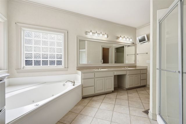 7804 E Dallas Street, Broken Arrow, OK 74014