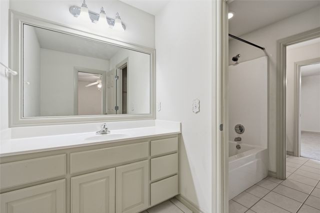7804 E Dallas Street, Broken Arrow, OK 74014