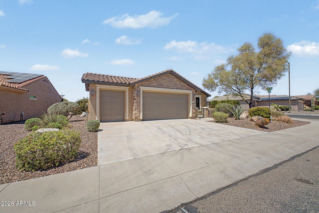 27002 W Runion Drive, Buckeye, AZ 85396 — photo 3