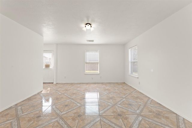 1931 Blossom Breeze Lane, Rosenberg, TX 77469