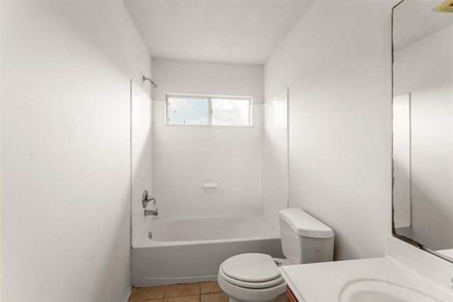 1931 Blossom Breeze Lane, Rosenberg, TX 77469