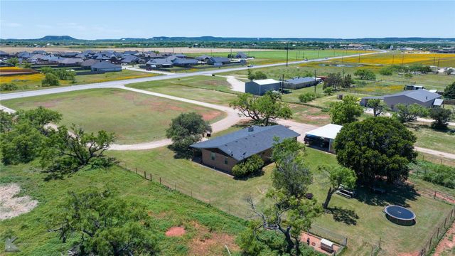 4142 Hwy 83, Tuscola, TX 79562