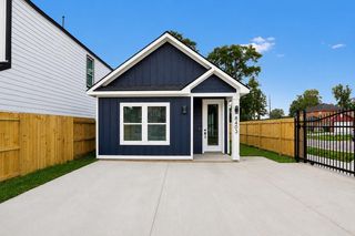8403 Caddo Rd Street, Houston, TX 77078