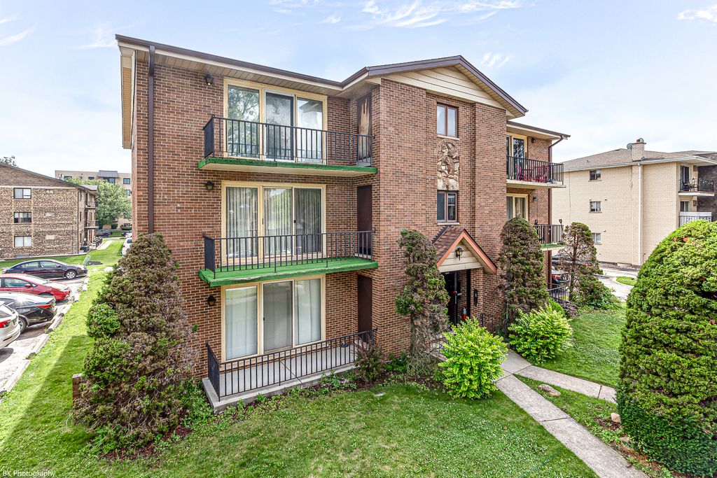 10333 Mayfield Avenue 2N, Oak Lawn, IL 60453