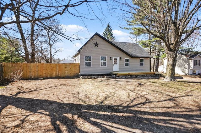 420 Pine Street, Howard City, MI 49329