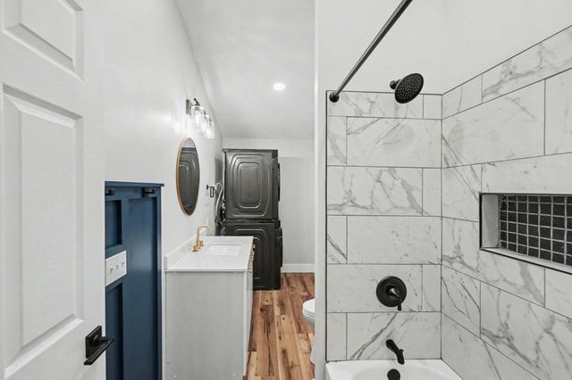 420 Pine Street, Howard City, MI 49329