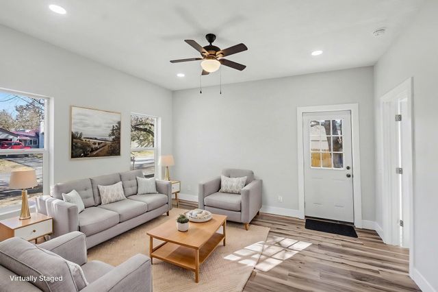 420 Pine Street, Howard City, MI 49329