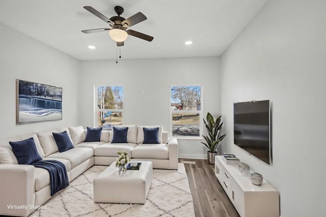 420 Pine Street, Howard City, MI 49329