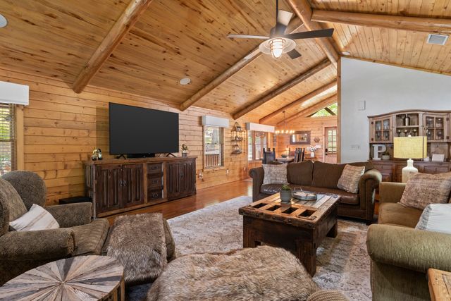 783 County Road 2430, Pittsburg, TX 75686