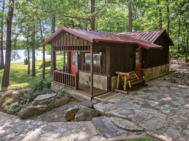 783 County Road 2430, Pittsburg, TX 75686