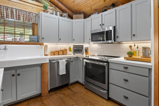 783 County Road 2430, Pittsburg, TX 75686