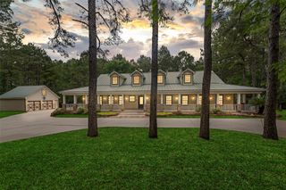 519 Dodge Oakhurst Road, Huntsville, TX 77320