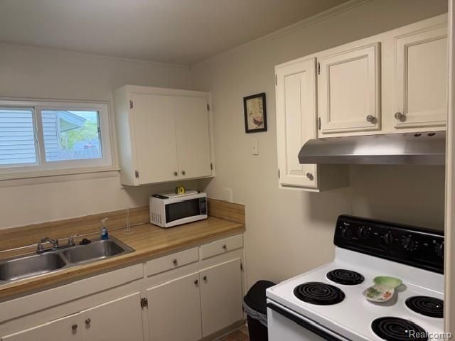 935 Ingleside Avenue, Flint, MI 48507