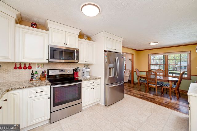 155 Southmoor Circle, Stockbridge, GA 30281