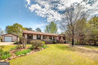 155 Southmoor Circle, Stockbridge, GA 30281