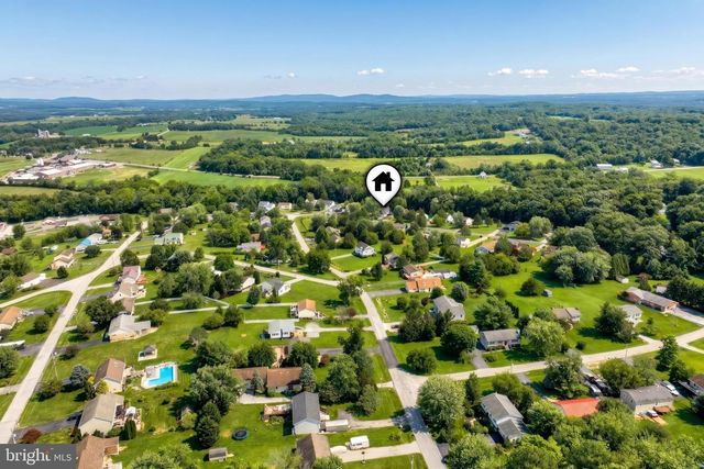 29 CURTIS DR, East Berlin, PA 17316