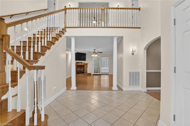 2194 Pine Creek Ridge, Asheboro, NC 27205