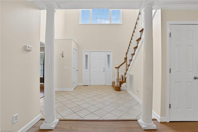 2194 Pine Creek Ridge, Asheboro, NC 27205