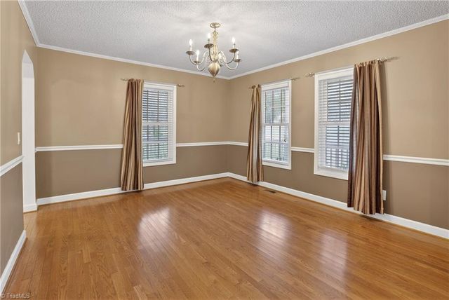 2194 Pine Creek Ridge, Asheboro, NC 27205