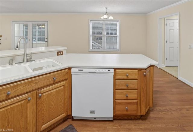 2194 Pine Creek Ridge, Asheboro, NC 27205