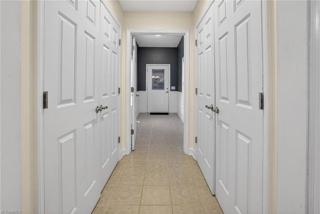 2194 Pine Creek Ridge, Asheboro, NC 27205