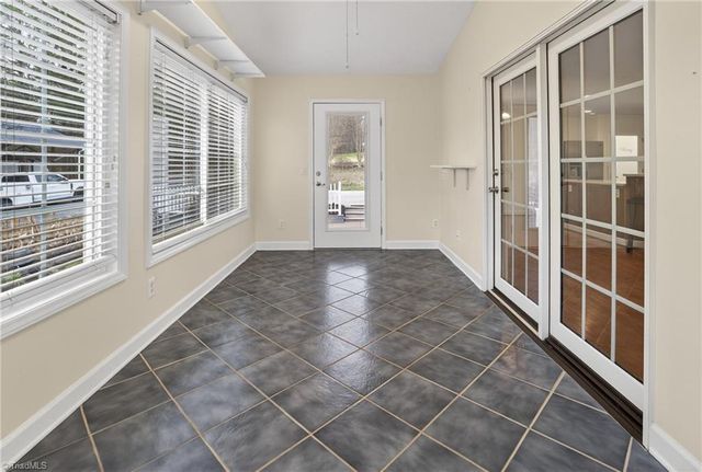 2194 Pine Creek Ridge, Asheboro, NC 27205