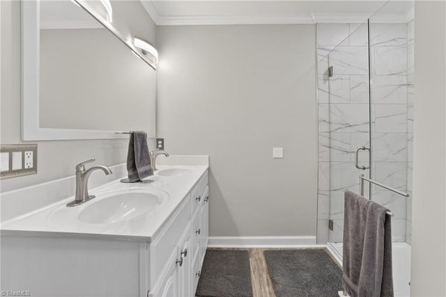 2194 Pine Creek Ridge, Asheboro, NC 27205